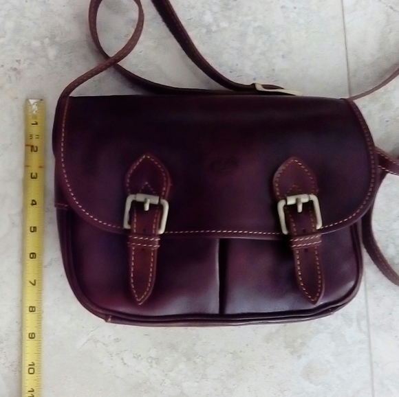 🎉🎉HP💃💃Piké Leather Shoulder Bag 👜 - Picture 12 of 14